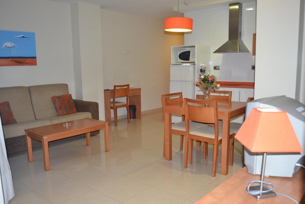 Aparthotel Bahía San Pedro del Pinatar Ngoại thất bức ảnh