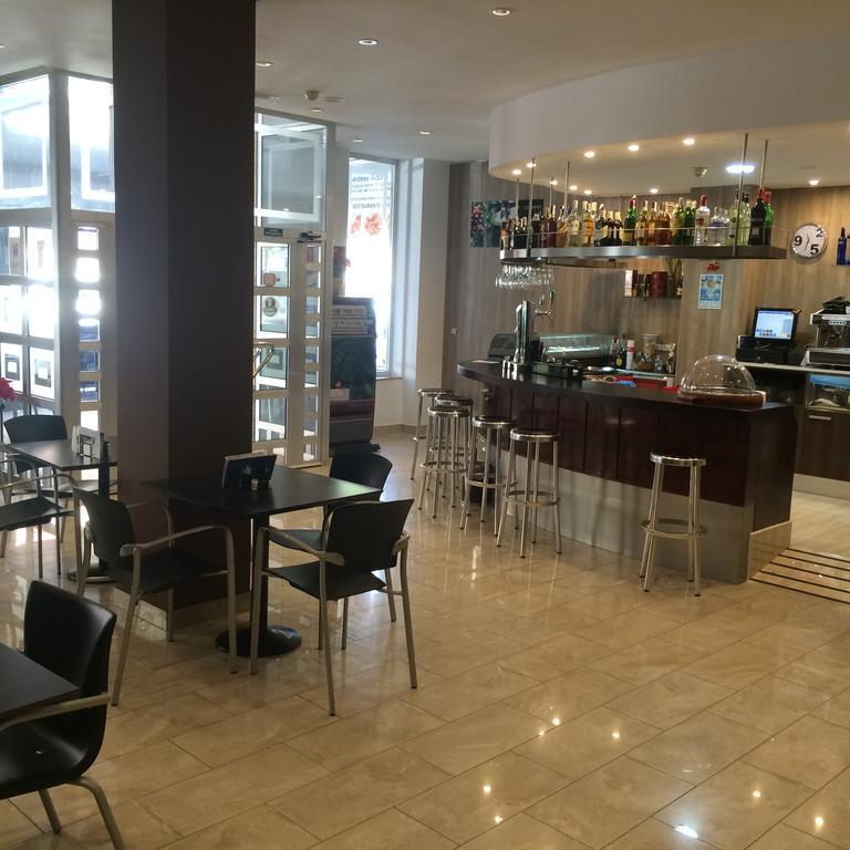 Aparthotel Bahía San Pedro del Pinatar Ngoại thất bức ảnh