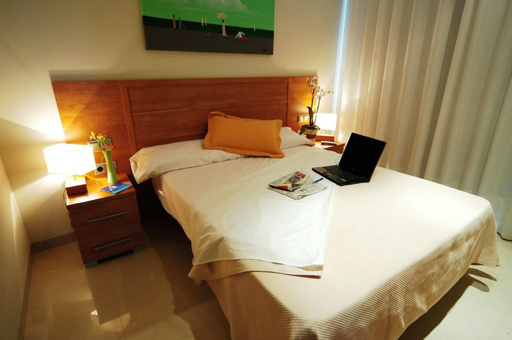 Aparthotel Bahía San Pedro del Pinatar Ngoại thất bức ảnh