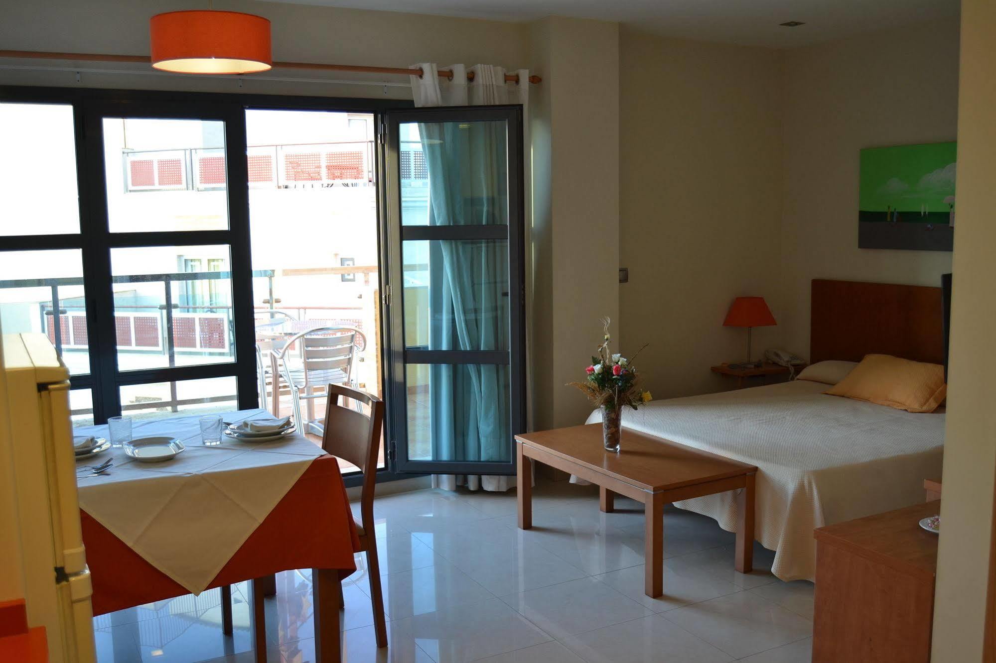 Aparthotel Bahía San Pedro del Pinatar Ngoại thất bức ảnh