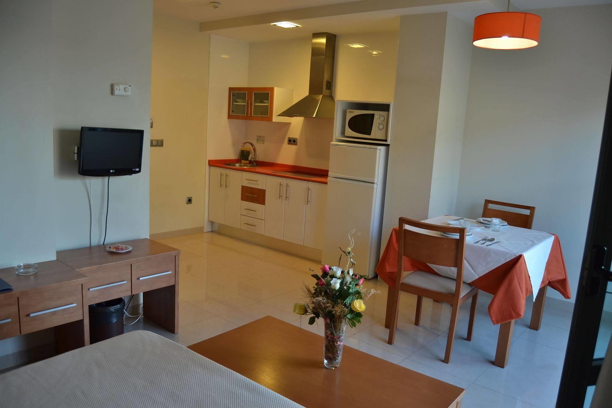 Aparthotel Bahía San Pedro del Pinatar Ngoại thất bức ảnh