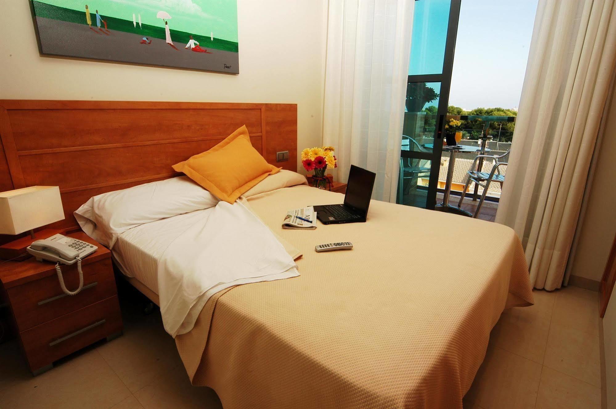 Aparthotel Bahía San Pedro del Pinatar Ngoại thất bức ảnh